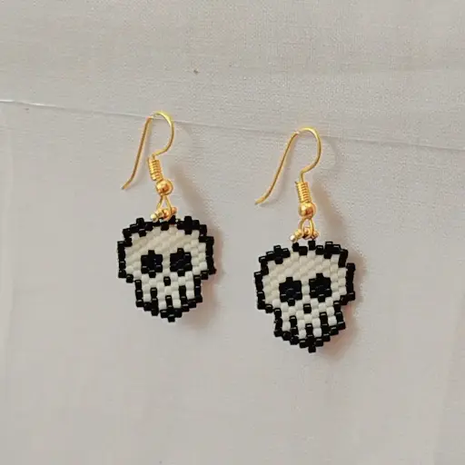Skull earrings